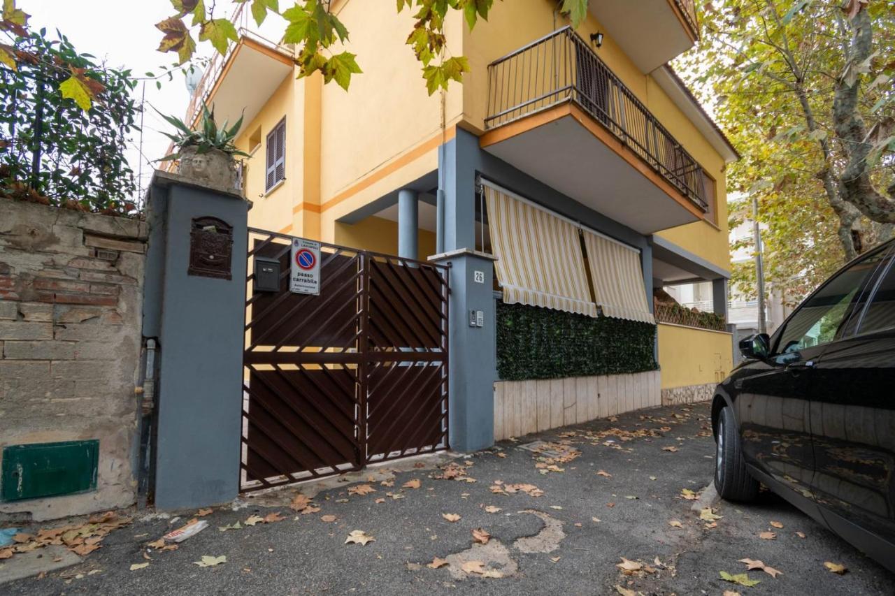 Casa Ilaria Apartamento Ladispoli Exterior foto